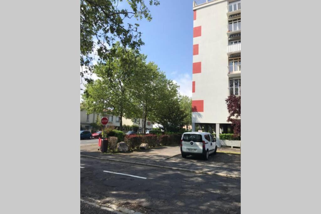 Bel Appartement Avec Vue Et Parking Prive 베지에 외부 사진